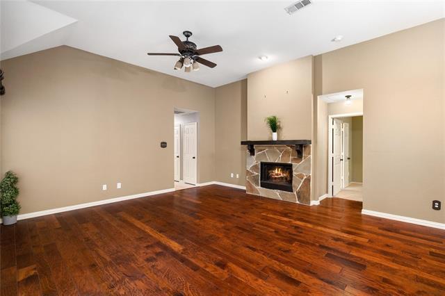 Photo - 6849 Barbican Dr