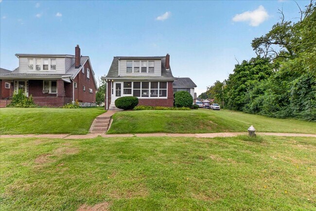 Photo - 5203 Windsor Pkwy