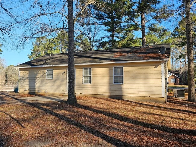 Photo - Home in Leesburg Available!