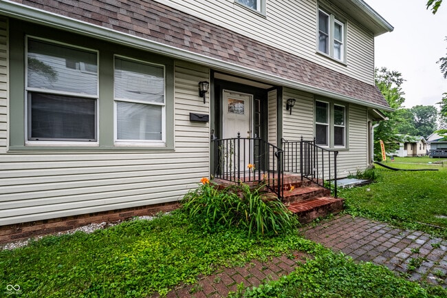 Photo - 640 Berkley Rd