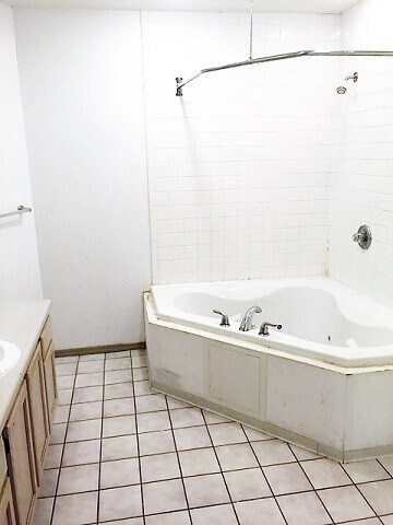 Photo - 1002SEC