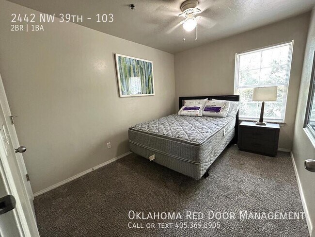 2442 NW 39th-103