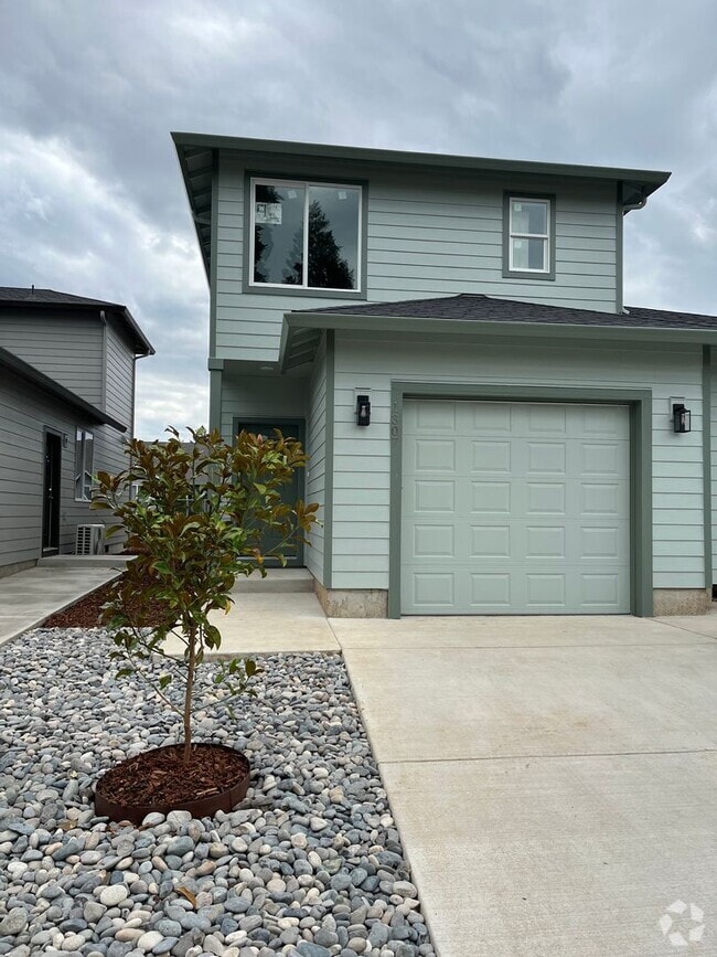 Building Photo - Modern Multi-Gen Living- Brand New Rental