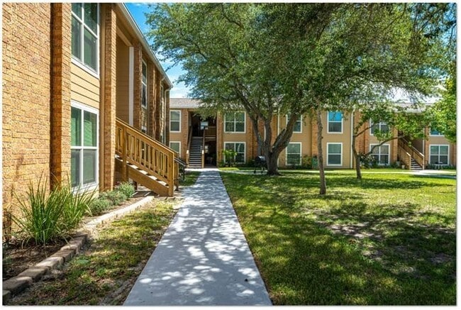 Building Photo - 200 S Ave A Unit 100 Rental