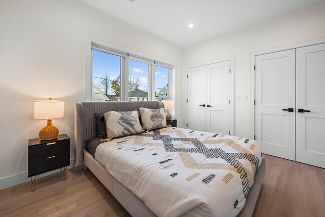 Photo - 21 Bolton St