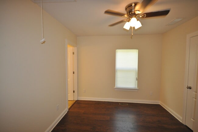 Photo - Determine - Pre-Leasing for Fall Semester ...