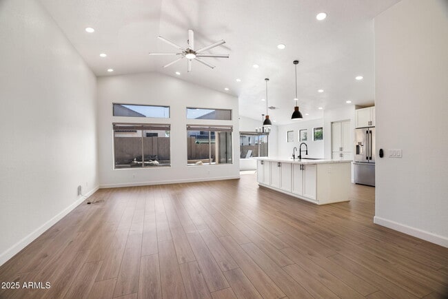 Photo - 16025 S 18th Dr