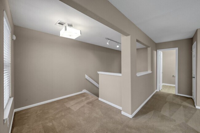 Photo - 179 Binnacle Ct Unit A