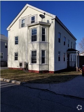 Building Photo - 4 Underwood Ct Unit 3 Rental