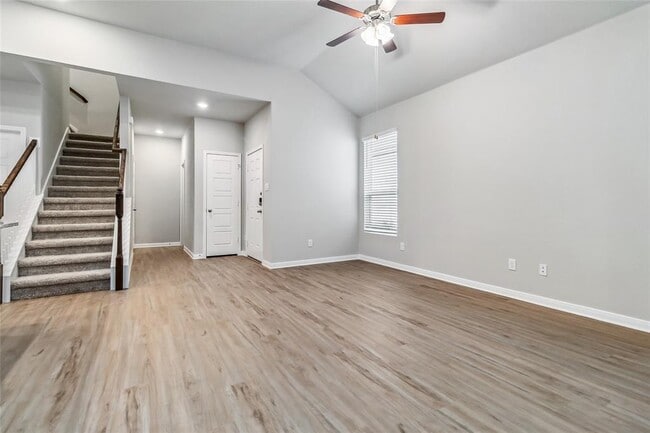 541 Caymus Dr