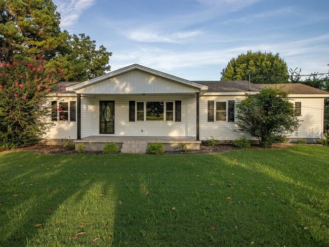 Building Photo - 7939 Lightfoot Luckett Rd