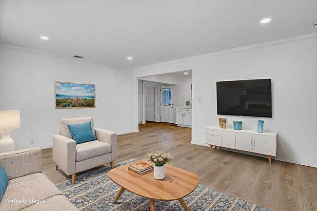 Photo - 15965 Blossom Hill Rd