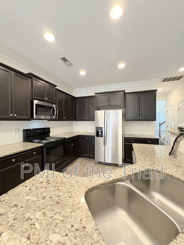 Photo - 2974 York Pl Dr NE