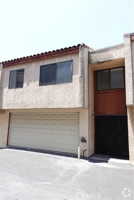 Building Photo - 1064 S Garfield Ave Rental