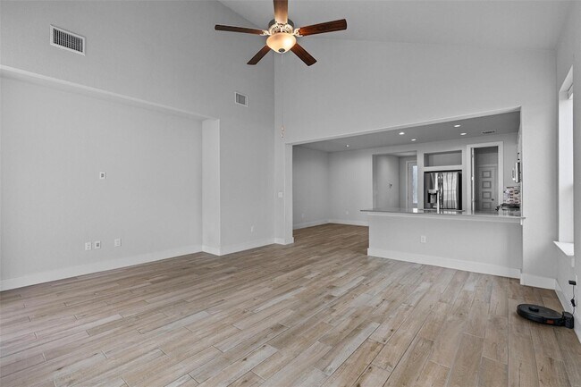 Photo - 11217 Charger Wy