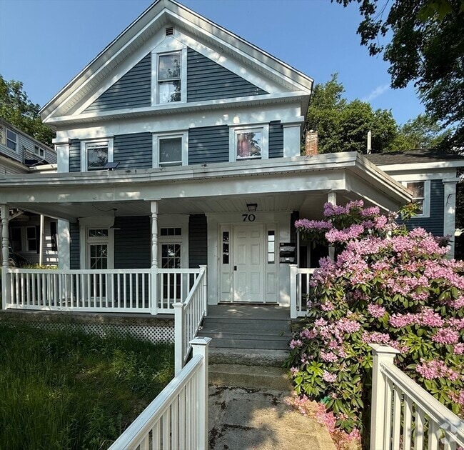 Building Photo - 70 Prichard St Unit 1 Rental