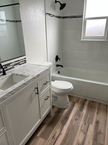 Photo - 1324 Balsam Ave