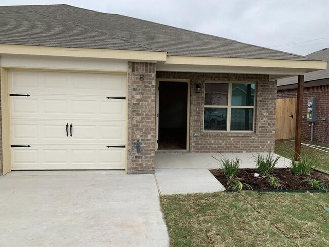 2421- Unit A - 2421 Alterman Dr Unit A