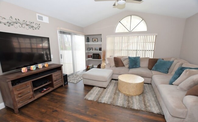 Photo - 1279 Calle Bonita