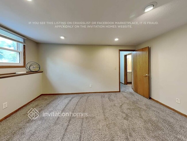 Photo - 2457 Spruce Pl