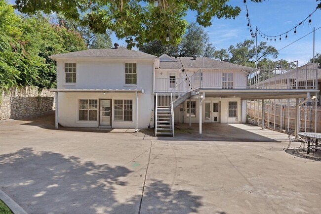 Photo - 3414 Westcliff Rd S