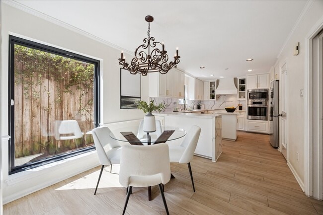 Building Photo - 2422 Nantucket Dr Unit C