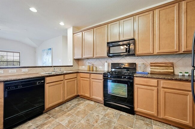 Photo - 9201 Brodie Ln