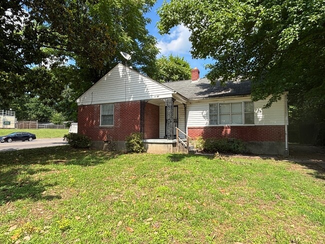 Building Photo - 3350 Ridgecrest St