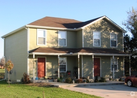 Building Photo - 304 Baker St Rental