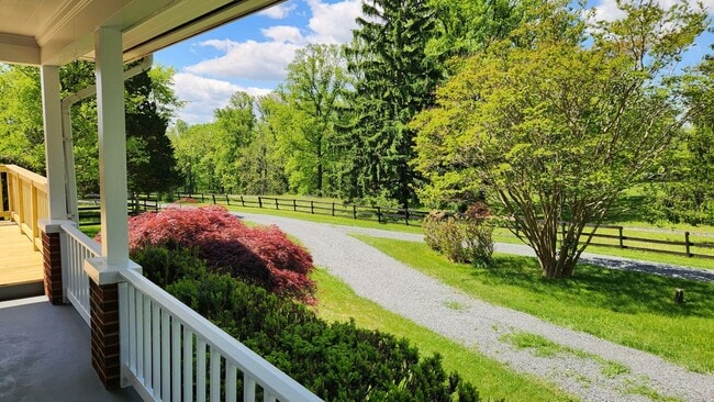 Photo - 39080 Foxhill Rd