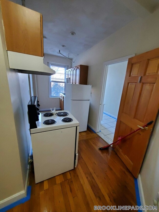 Photo - 352 Riverway Unit 9