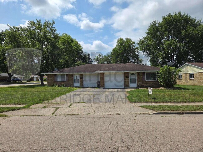 3 Bedroom Single Level Duplex with Garage