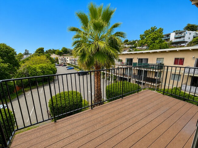 Photo - 149 Hilborn St Unit 149