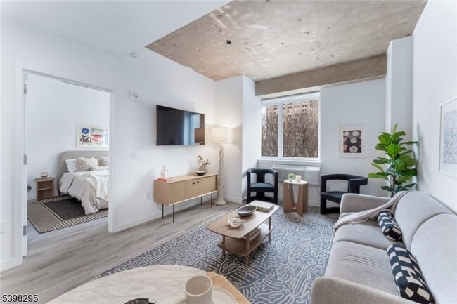 Photo - 10 Commerce Ct Unit 2A