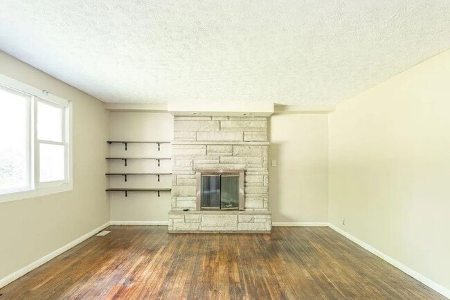 Photo - 103 Northshore Blvd