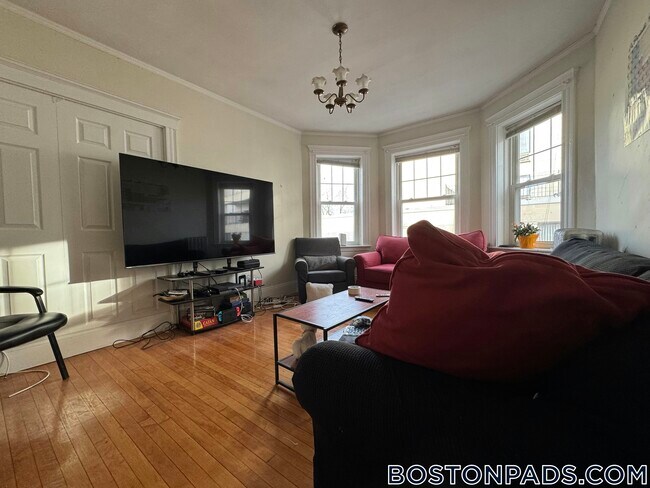 Photo - 14 Centre St Unidad 7