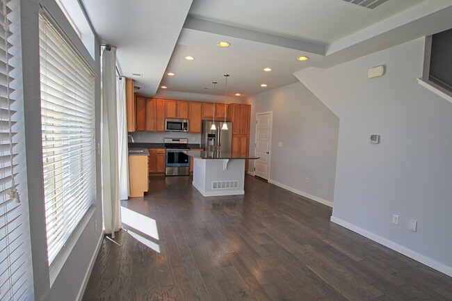 Photo - 5 bed 3.5 bath home in the Meadows