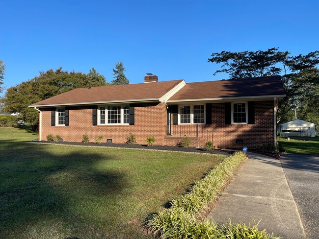 Beautiful Brick Rancher - Beautiful Brick Rancher Casa