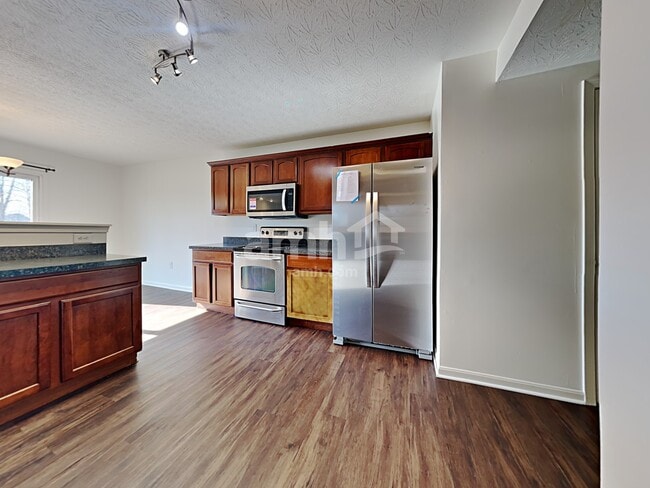 Photo - 7797 Highbrook Dr