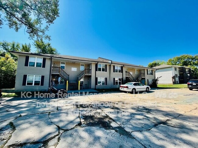 Photo - 9215 E 54th St