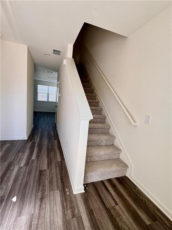 Photo - 323 Winton Wy