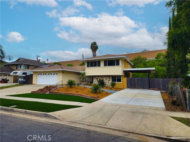 Photo - 2523 Deerpark Dr