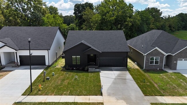 1177 Shallowford St