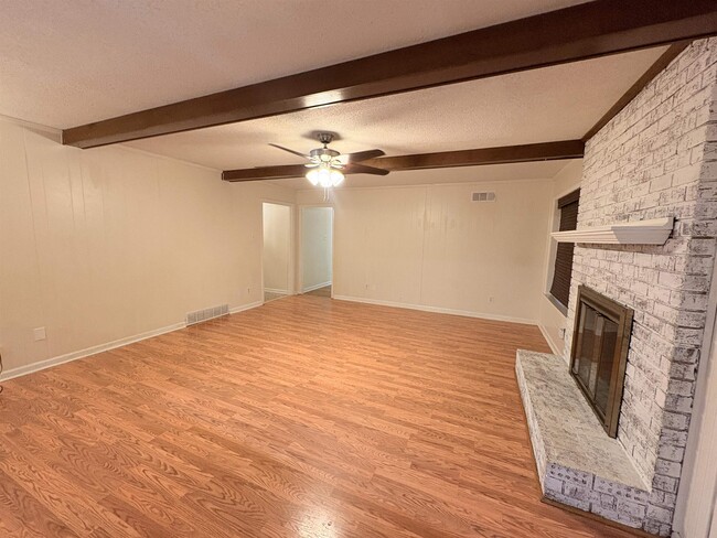 6264 Skylight Dr