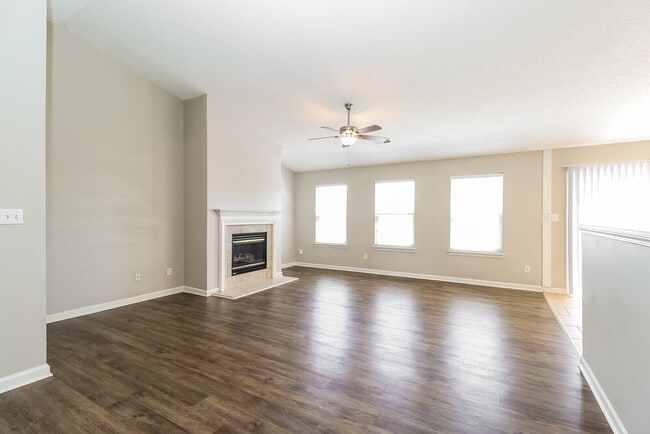 Photo - 12112 Chantress Ln