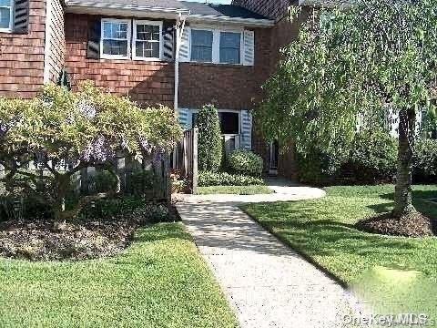 Photo - 94 Aspen Dr E