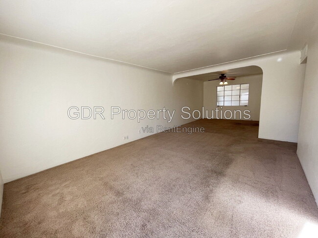 Photo - 5703 Princess Jeanne Ave NE