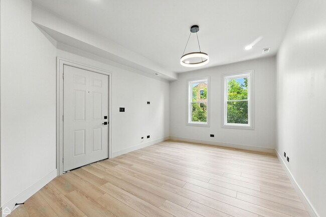 Photo - 1238 N Cleaver St Unit 2