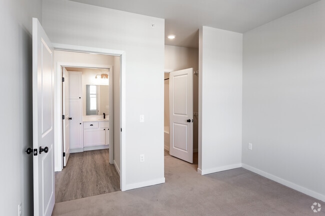2BR, 2BA - 1,137SF - Second Bedroom