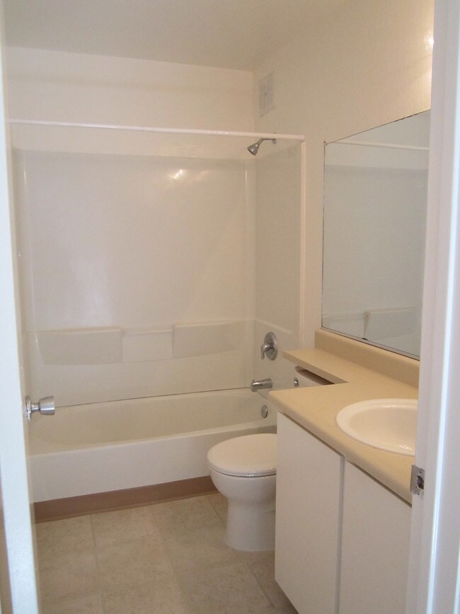 Hamilton Woods Apartments Novato, CA